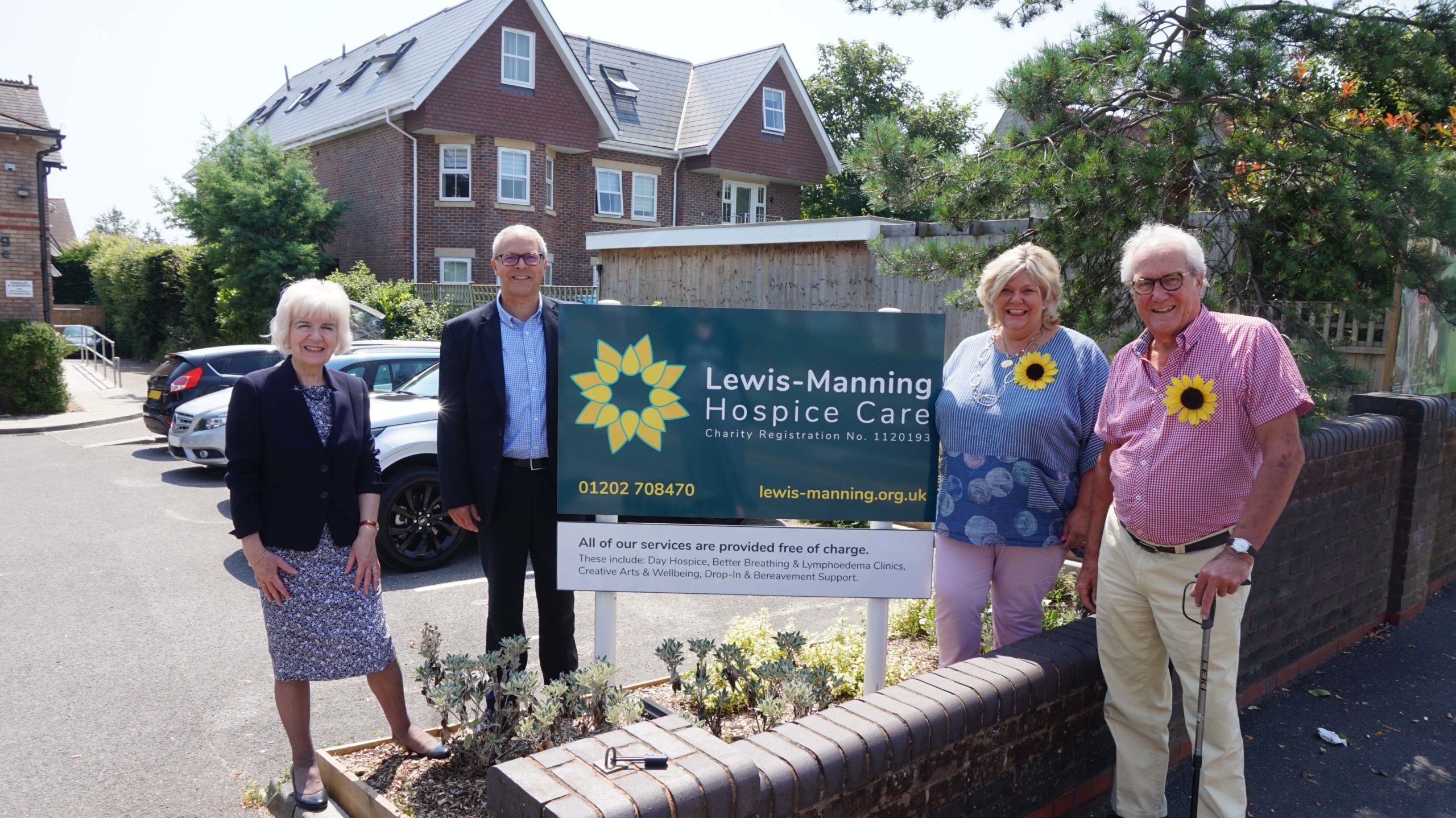 Care South award charity partner Lewis-Manning Hospice Care with £2,000 from the first ever ‘Chairman’s 2020 Fund’