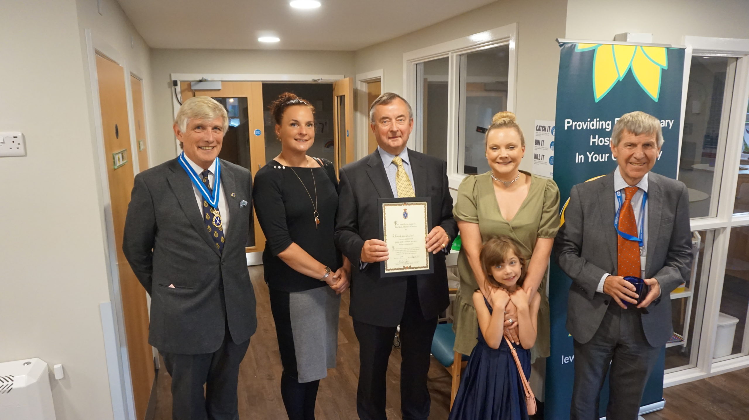 High Sheriff of Dorset dedicates posthumous award at celebratory event in memory of Canon Jane LLoyd at Lewis-Manning Hospice Care