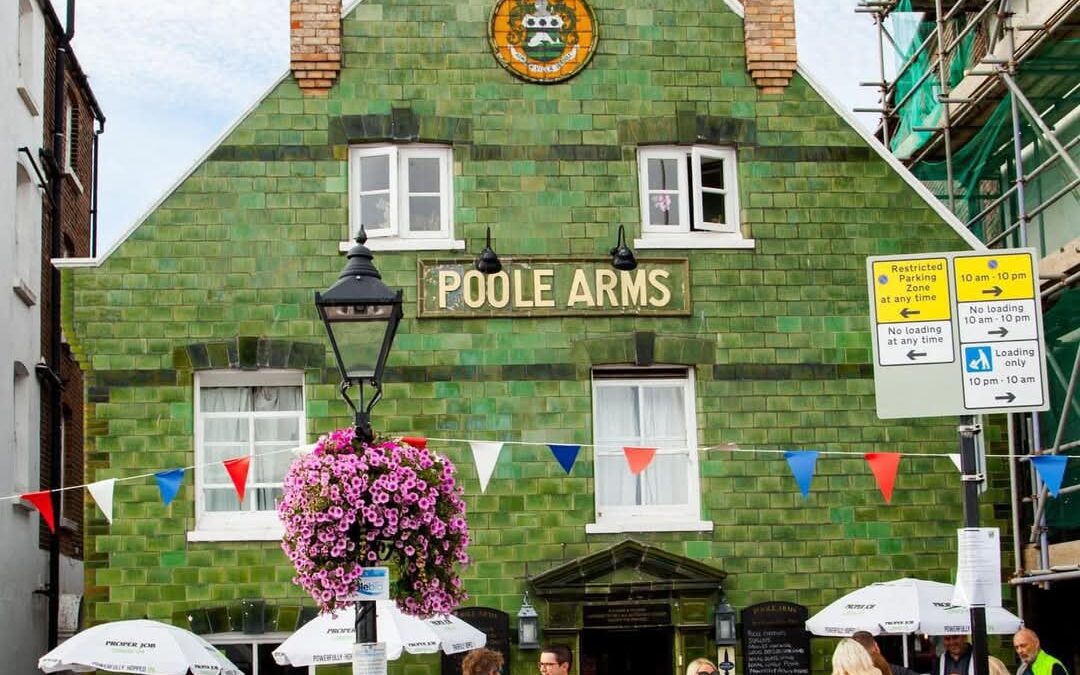 The Poole Arms – A Timeless Seafood Haven on Poole Quay